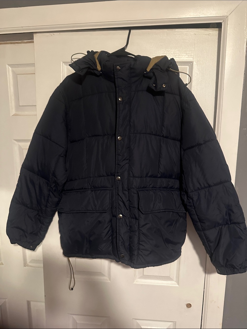 J crew Men's Navy Puffer Jacket with Hood